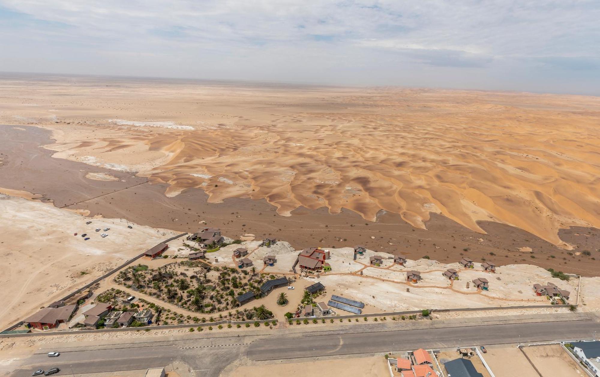 Desert Breeze Lodge Swakopmund Exterior foto